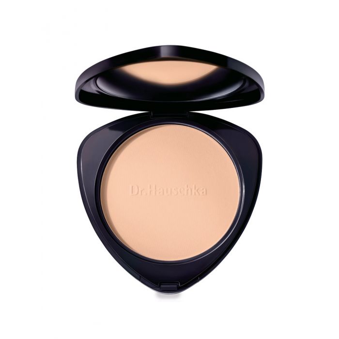 Dr. Hauschka compact powder 02 chestnut